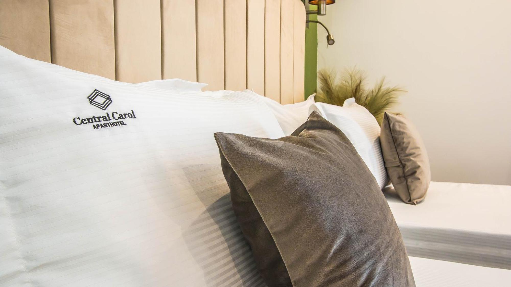 Central Carol Aparthotel 2 Bukarest Eksteriør billede